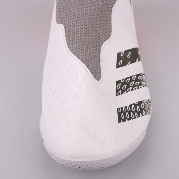 бутсы Adidas