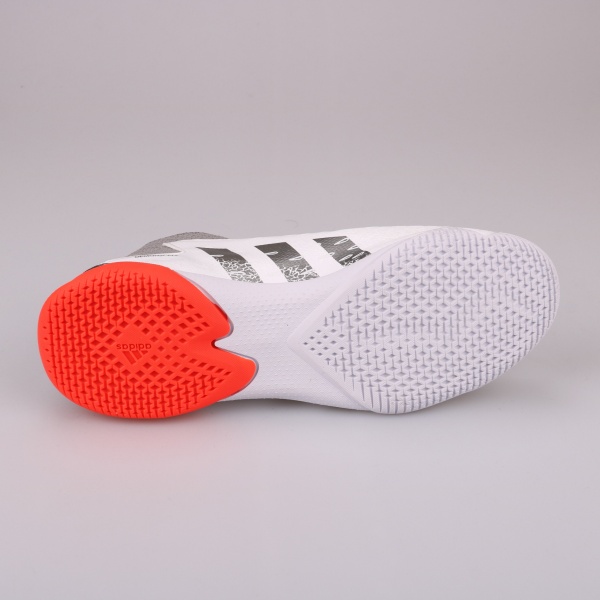 бутсы Adidas